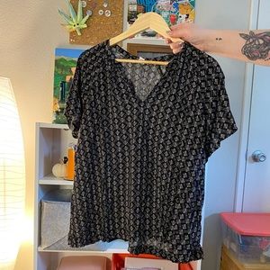 Old Navy XXL Flowy Blouse